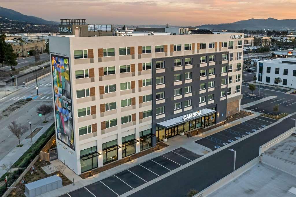 Cambria Hotel Burbank Airport מראה חיצוני תמונה