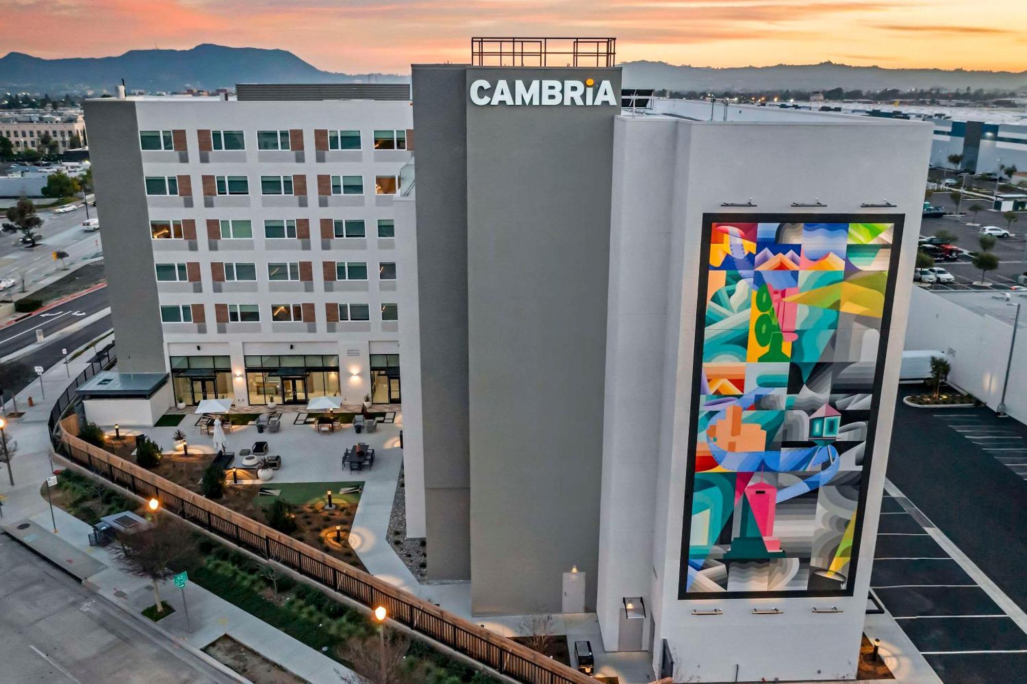 Cambria Hotel Burbank Airport מראה חיצוני תמונה