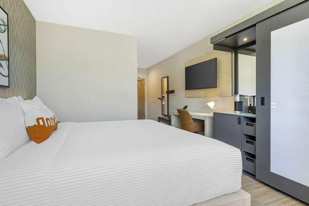 Cambria Hotel Burbank Airport חדר תמונה